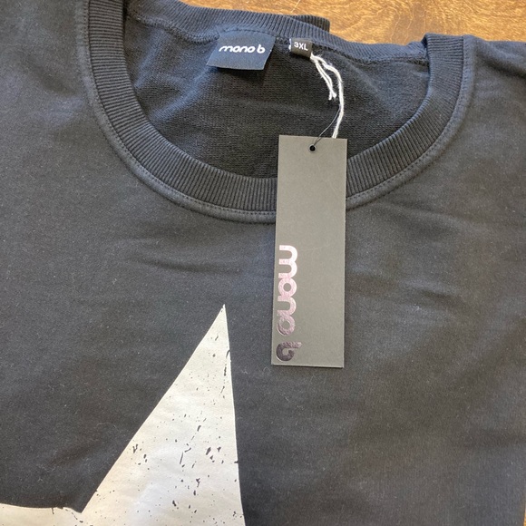 Plus size mono b black sweatshirt with single antique star on front - Picture 8 of 12